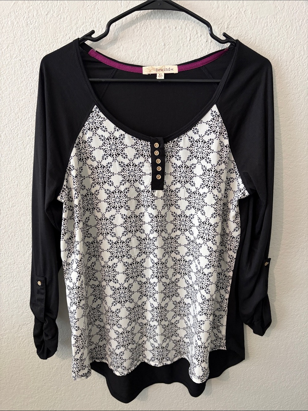 Rewind Black & White Patterned Raglan Henley Top Size XL